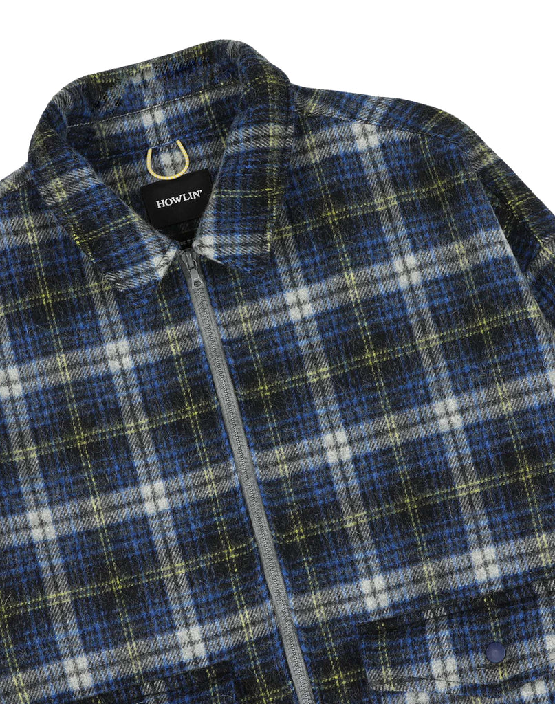 Close-up shot of the Howlin' Boxy Freedom shirt.  Classic collar with grey zipper and yellow interior loop.  Slide 2 of 5